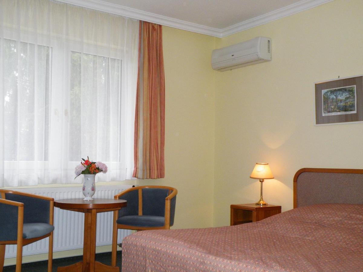 Apartment Pension Rideg Hévíz Zimmer foto